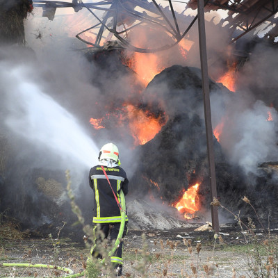 incendie St Sauveur d' Aunis foin hangar feu sapeurs pompiers