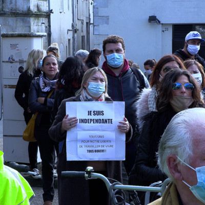 Commerçants manifestation La Rochelle confinement