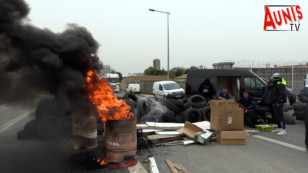 La Rochelle : les marins pêcheurs en colère bloquent le dépôt de carburant de La Pallice